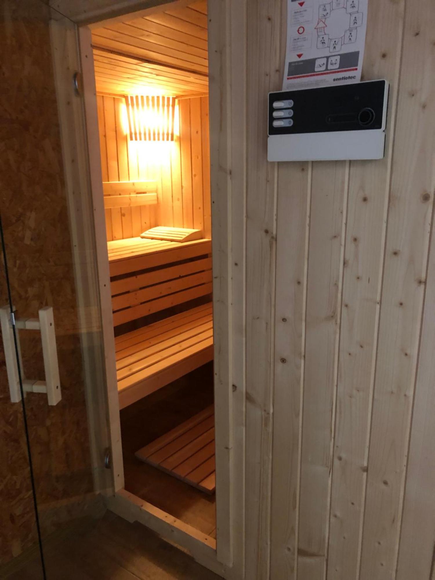 Pensiunea Diskret Sovata Exterior foto